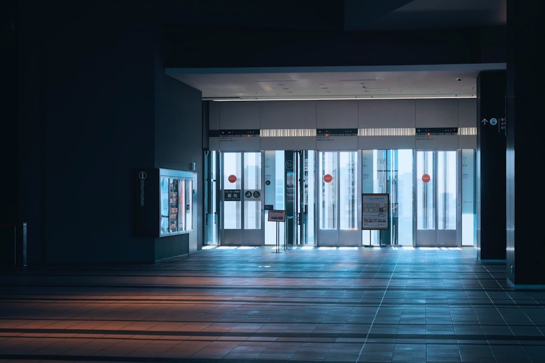 Automatic Door Troubleshooting Dubai | Mount Everest Doors