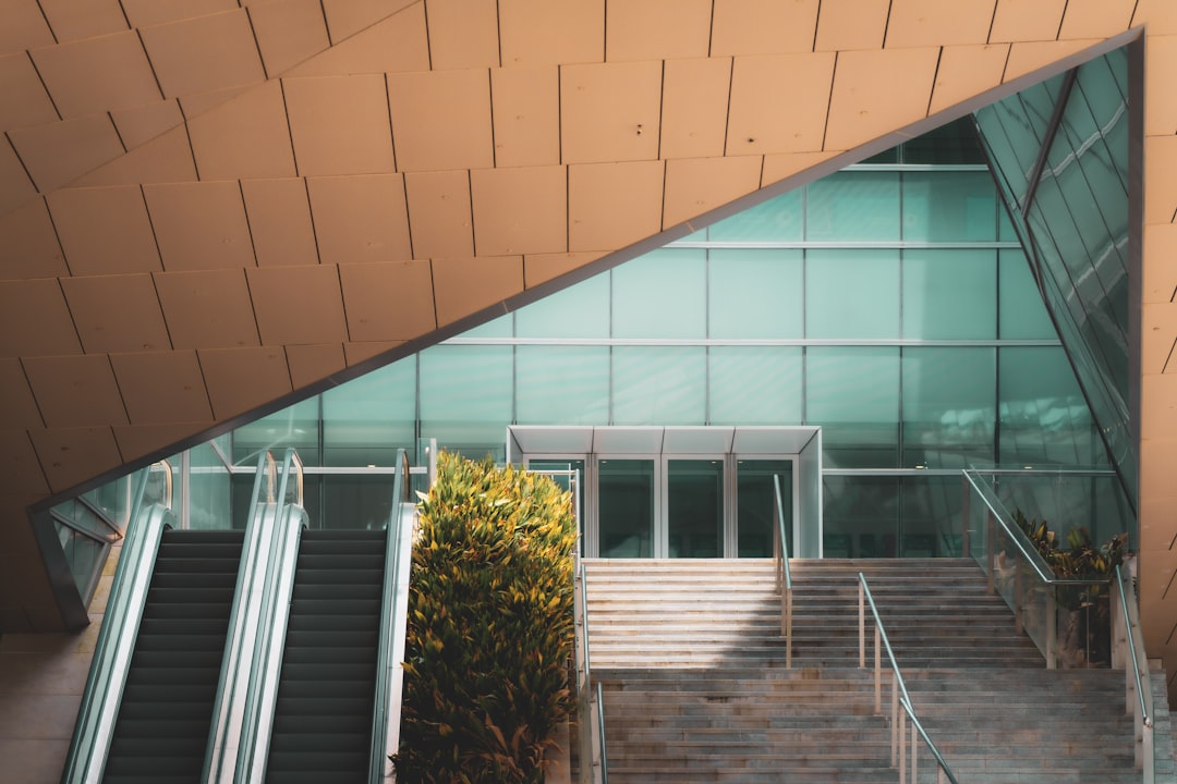 Best Automatic Door Brands in Dubai | Mount Everest Doors
